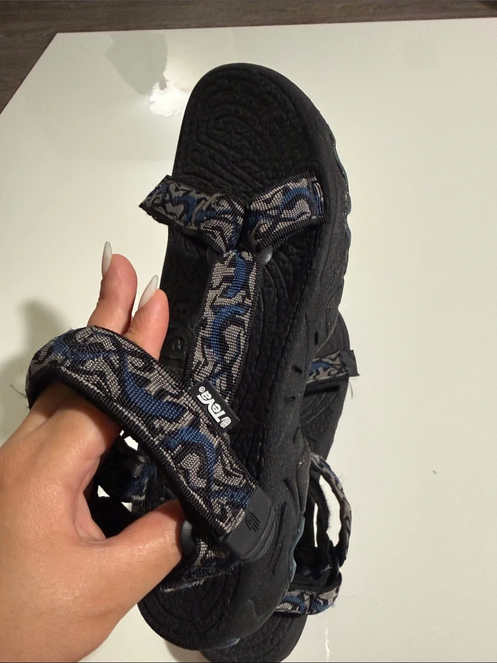 Teva Terradactyl Black and Blue Patterned Adventure Sandals Sz 11